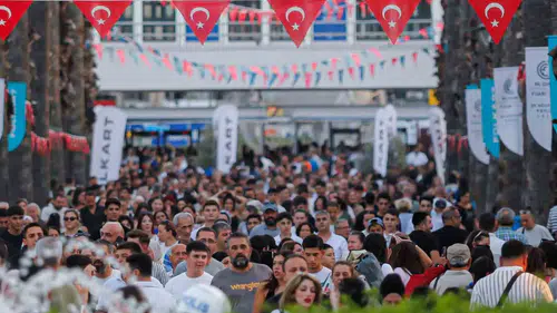 95. İEF’te Bu Yıl Sahne Sadece Sahnede Değil: İnteraktif Deneyimler ve Sürpriz Performanslar Kültürpark’ı İkiye Katlayacak