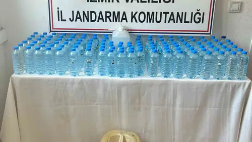İzmir'de jandarma huzur operasyonu: Binlerce GBT sorgusu ve kaçak alkol baskını