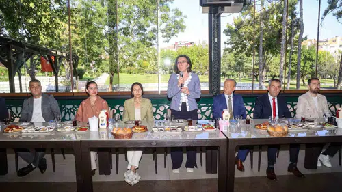Uşak’ın huzur nöbetçilerine özel gün: Başkan Vekili Özkan’dan zabıtaya tam destek