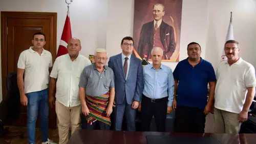 Bozdoğan'da Ahilik geleneği yaşatılıyor: Yılın esnafları Kaymakam Sözen ile bir araya geldi