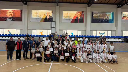 Sultanhisar’da spor şöleni: Gençler yazı hareketle uğurladı