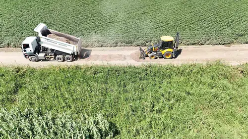 Şehzadeler’de üreticinin yol çilesi bitiyor: Hedef 350 kilometre