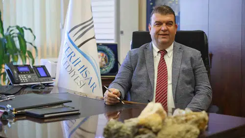 Seferihisar’daki yolsuzluk soruşturmasında ’Aşkım’lı itiraflar: Belediye imkanları şahsi harcamalara mı aktarıldı?