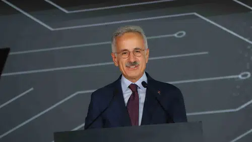 Dijital geleceğin kalesi İzmir'de yükseliyor: 5G'de dev abone sayısı