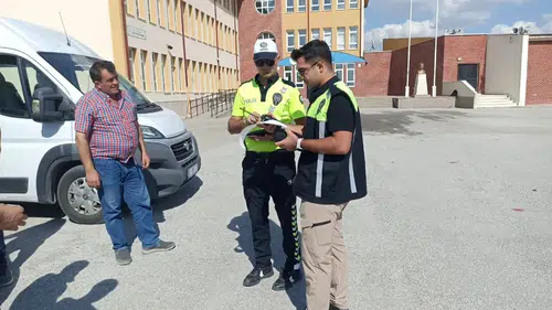 Sandıklı’da öğrencilerin güvenliği için sıkı takip: Ekipler sahaya indi