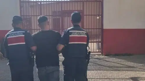 Germencik’te aranan şahıslara geçit yok: 14 yıla yakın cezası olan hükümlü yakalandı