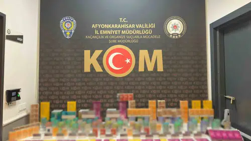 Afyonkarahisar'da kaçakçılık operasyonu: İş yerinden yasa dışı ürünler çıktı