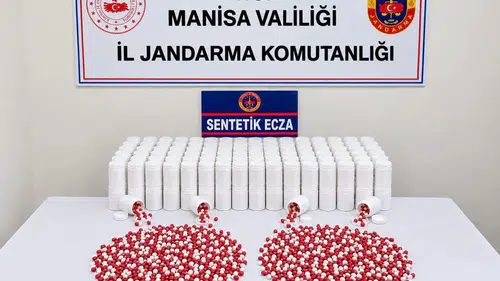 Manisa kırsalında zehir tacirlerine geçit yok: Binlerce hap ele geçirildi