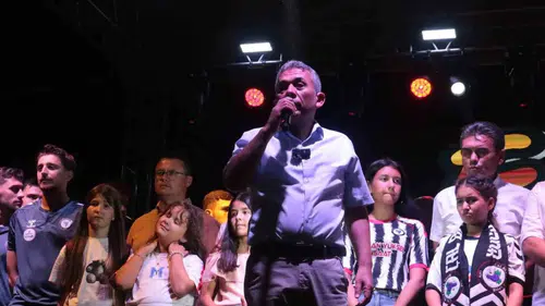 Çal’da şampiyonluk rüzgarı: 3. Lig hedefi festival coşkusuyla duyuruldu