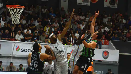 Petkimspor evinde hata yapmadı: Sezona galibiyetle merhaba dedi