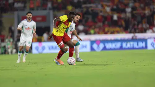 Göztepe evinde fırtına gibi başladı: İlk yarıda tek gol yetti