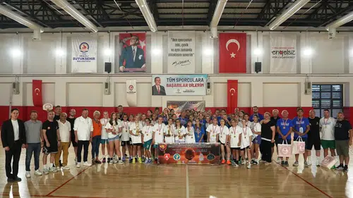 Ege'nin iki yakası Denizli'de parkeye çıktı: Dostluk kazandı