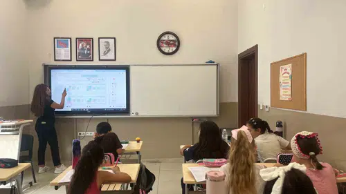 Şehzadeler’de eğitim seferberliği: Gençlik Evi kurslarına ek kontenjan müjdesi