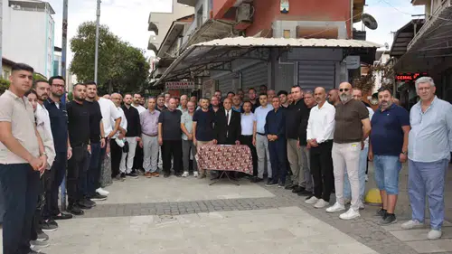 Salihli’de kuyumcu esnafından ortak tepki: Kepenkler şiddete karşı kapandı