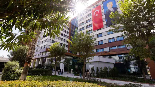 Yaşar Üniversitesi’nin çevreci kampüs vizyonuna uluslararası onay