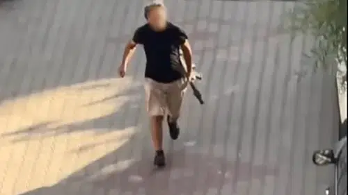 Buca’da sokak ortasında dehşet anları: Pompalı tüfekle dehşet saçtı