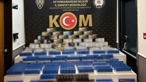Dinar’da kaçakçılık operasyonu: Binlerce ürüne el konuldu