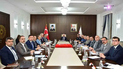 Aydın’da eğitimde güvenlik zirvesi: Öğrenciler için yeni önlemler masada
