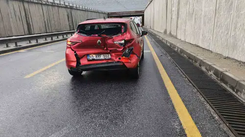 Aydın'da akşam trafiği kabusa döndü: Sağanak yağış kazaları tetikledi