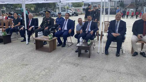 Alaşehir’de ders zili coşkuyla çaldı: 18 bin öğrenci için yeni dönem başladı