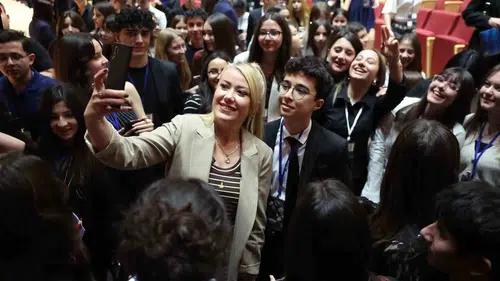 Merkezefendi'de eğitim seferberliği: 4 bin öğrenciye destek eli uzanıyor