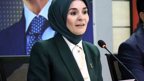 Bakan Göktaş’tan Denizli’ye sosyal hizmet atağı: Gündüzlü bakım modeli geliyor