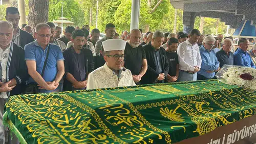 Denizli basını yasta: Emektar gazeteci Mümtaz Dündar toprağa verildi