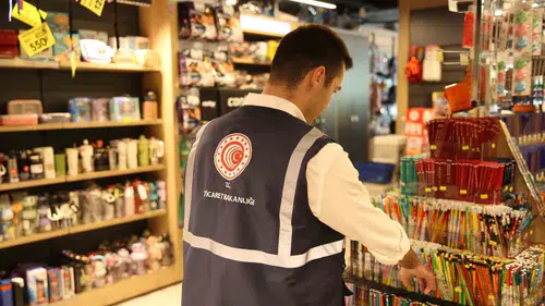 Denizli’de okul alışverişi öncesi sıkı takip: 5 bin ürüne mercek tutuldu