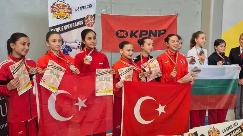Seferihisar’ın “Altın Çocukları” Avrupa yolunda kürsüyü bırakmıyor