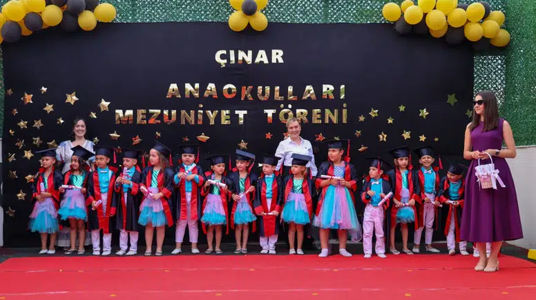 Çınar Anaokulları’nda mezuniyet coşkusu
