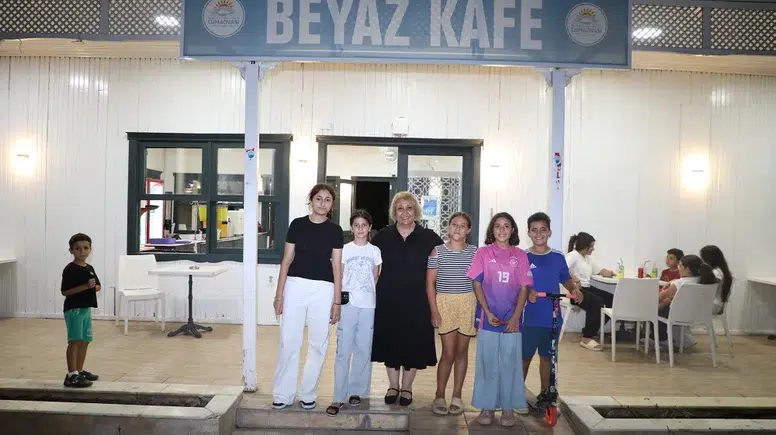 Başkan Şen’den Jet İcraat; Beyaz Kafe yeniden hizmette!
