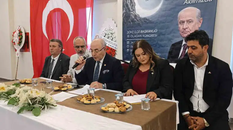 Söke MHP'de gençlik rüzgarı: Onur Şahin güven tazeleyerek görevi devraldı