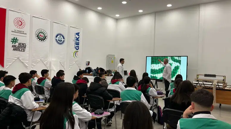 Denizli sanayisinin mutfağında yetişen yetenekler: İş garantili eğitim dönemi