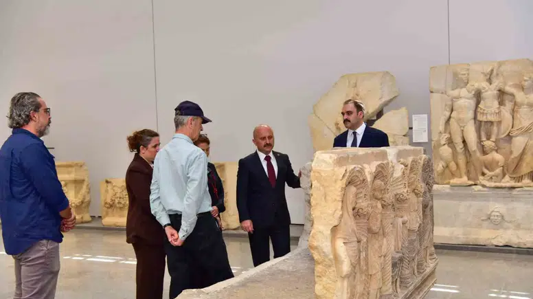Afrodisias’ta tarih yeniden canlandı: Müzenin kapılarını ilk Vali Varol araladı