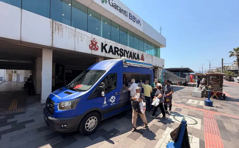 İzmir'de muharrem ayı aşureyle taçlandı