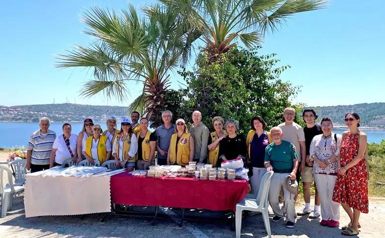 Çeşme'de, Ali İridere’nin Anısı Uçurtmalarla Yaşatıldı