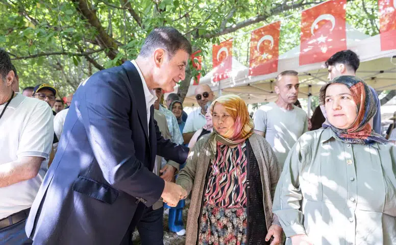 Şehit aileleri ve gazilere yönelik gezi programı İzmir'de büyük ilgi gördü