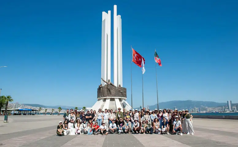 Geleceğin mimarları Karşıyaka’nın tarihi mirasını keşfetti