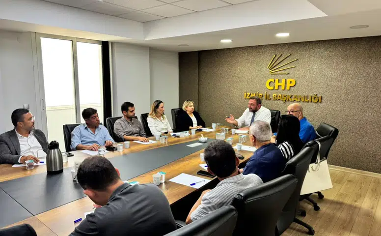 CHP İzmir’de Yeni Yönetimden İlk Toplantı