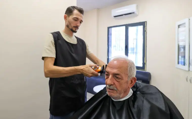 Buca’nın çınarlarının yüzü gülüyor