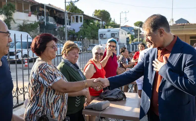 Başkan Tugay'dan Uzundere Cemevi'nin yenilenmesi için destek sözü ve anlamlı aşure etkinliği mesajı