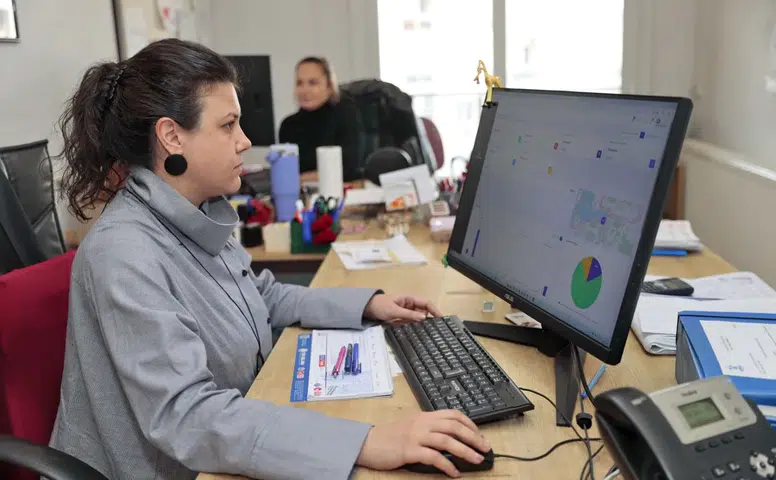 Konak Belediyesi'nden E-Ruhsat ile dijital başvuru kolaylığı ve çevre dostu hizmet anlayışı