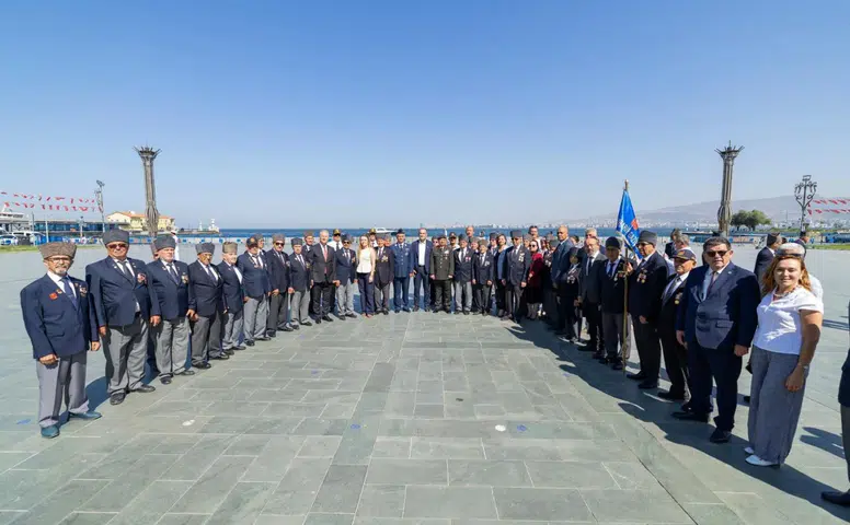 20 Temmuz Barış ve Özgürlük Bayramı İzmir’de törenle kutlandı