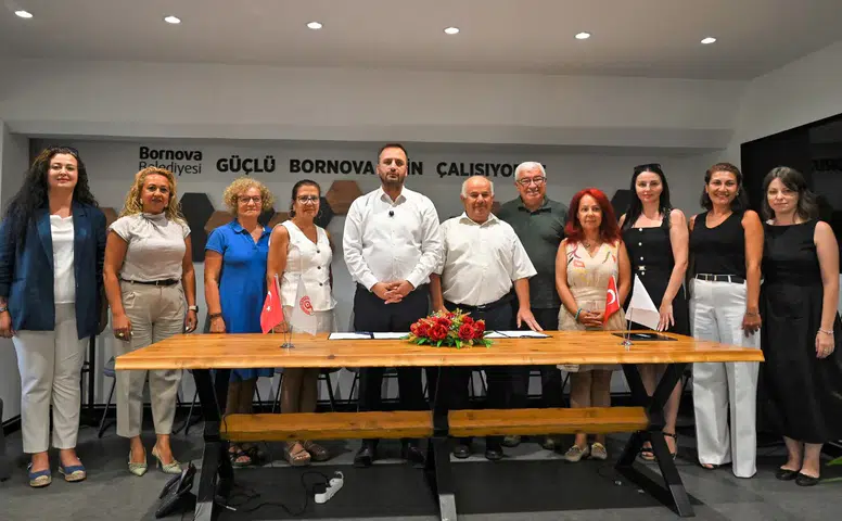 Bornova’da “Üçüncü Yaş Üniversitesi” dönemi başlıyor