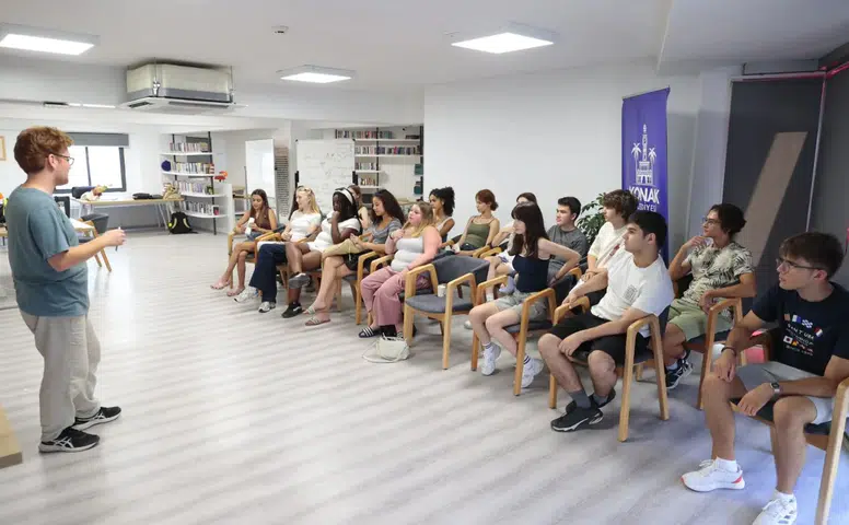 Konak’taki Gençlik Merkezleri, Belçikalı ve Kıbrıslı gençlerden büyük beğeni topladı!