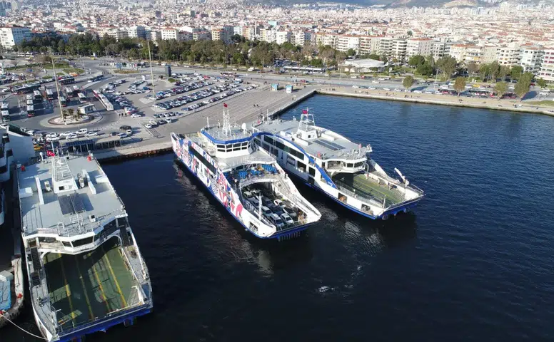 Bostanlı-Üçkuyular Vapur Hattı'nda Ek Seferlerle Trafik Rahatlıyor