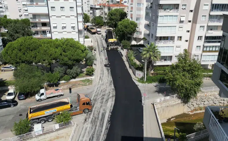 Narlıdere’de Yenilenmeyi Bekleyen Yollar Konfora Kavuşuyor
