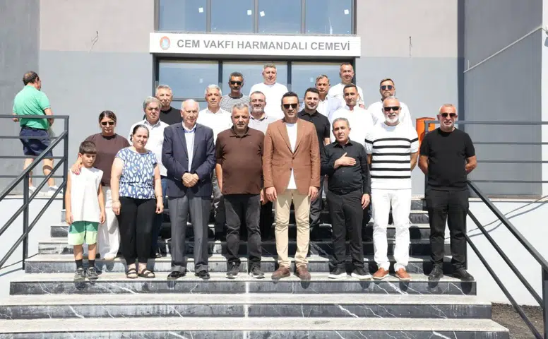 Çiğli’de Muharrem ayının bereketi ve paylaşma kültürü aşure lokmalarıyla yaşatıldı