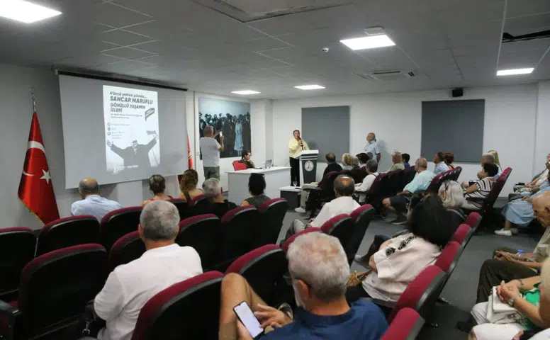Karşıyaka ‘İzmir Baba’yı unutmadı