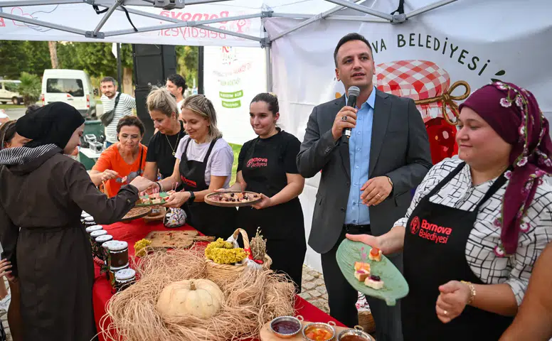 Bornova’da doğal lezzetler halkla buluşuyor